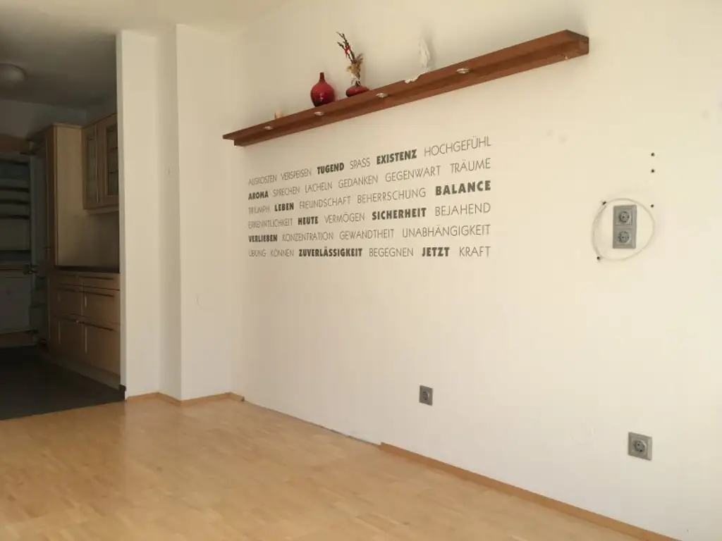 Moderne 3 Zimmerwohnung nähe Schloss Hetzendorf ruhe Lage Terrasse +Stellplatz