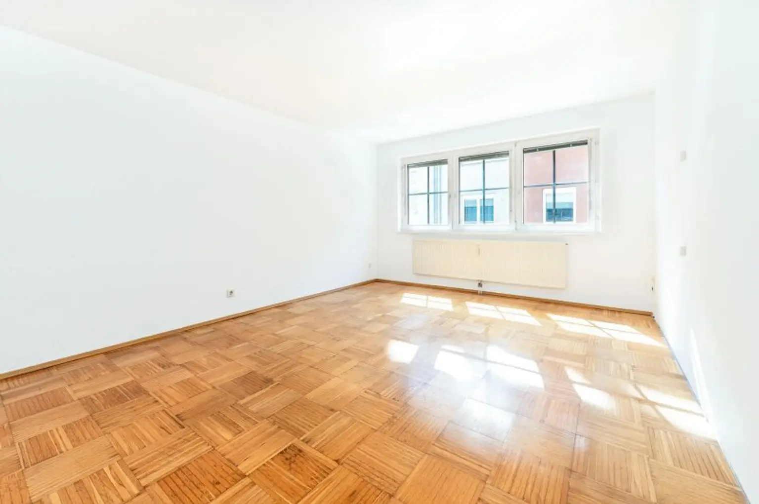 Lichtdurchflutete 2-Zimmer-Wohnung in Nußdorf zu vermieten!