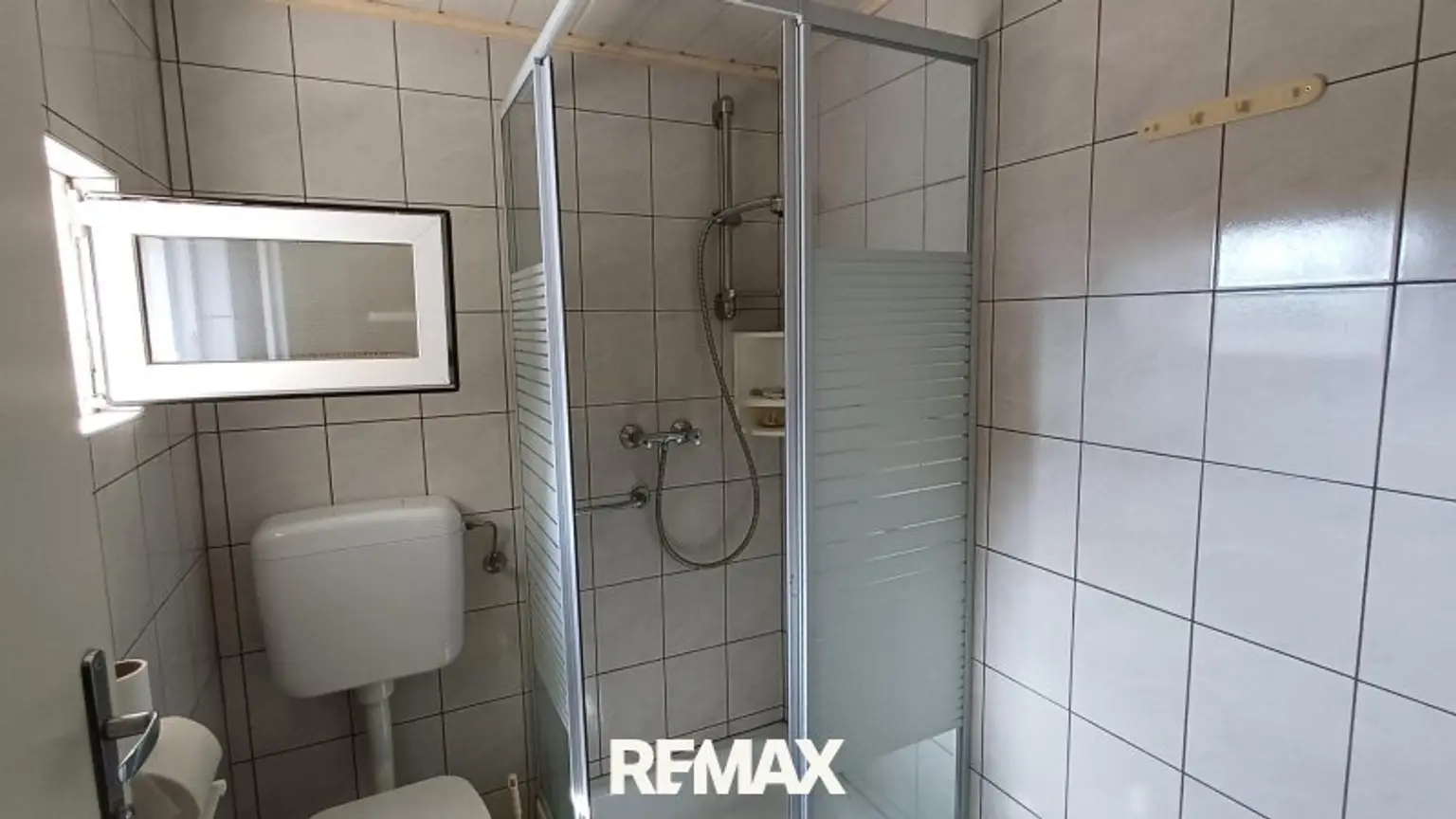 35_Altbau Bad OG