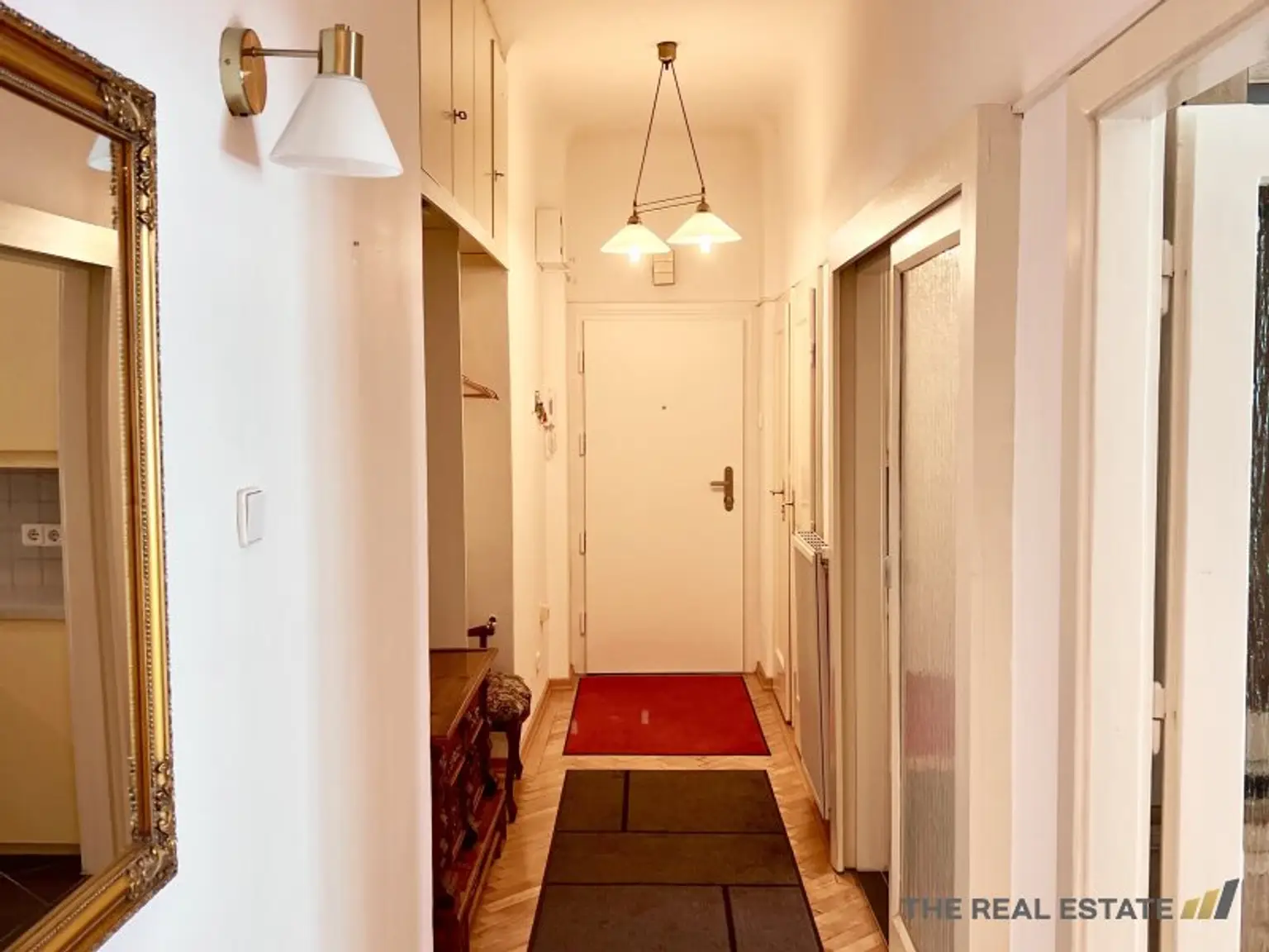 Helle 4 Zimmer Wohnung, möbliert, U1, Südtiroler Platz, Provisionsfrei