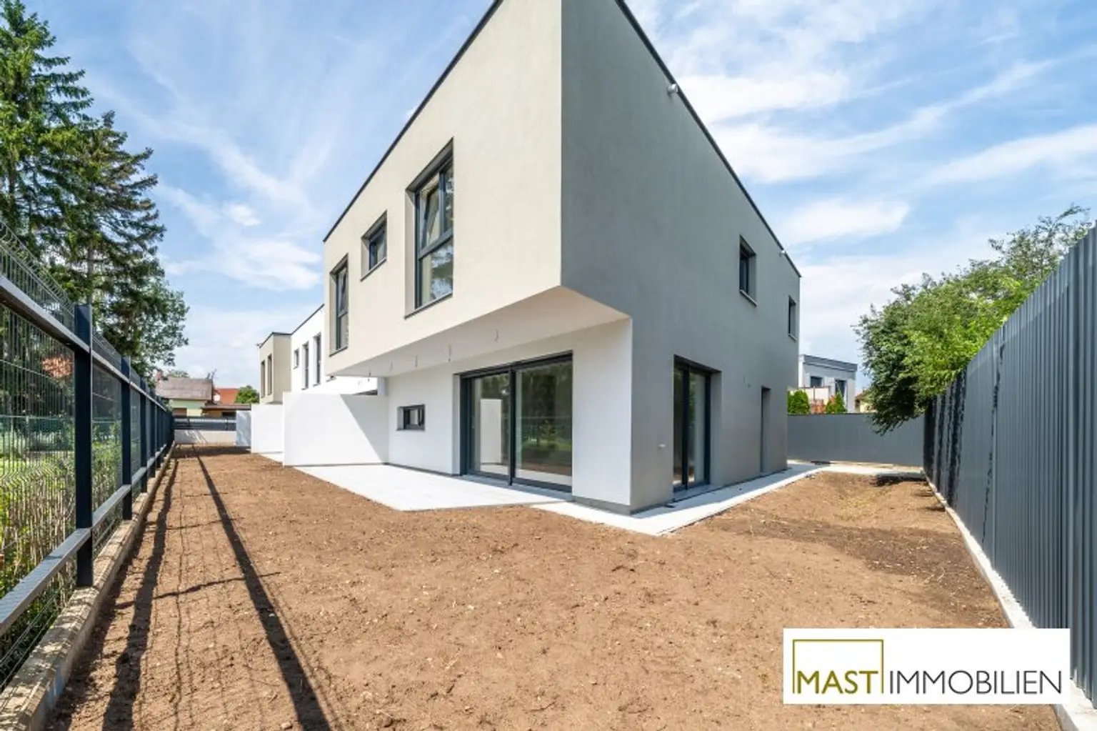 5-Zimmer Eckreihenhaus in Strasshof – Wohnen im Grünen bei Wien!