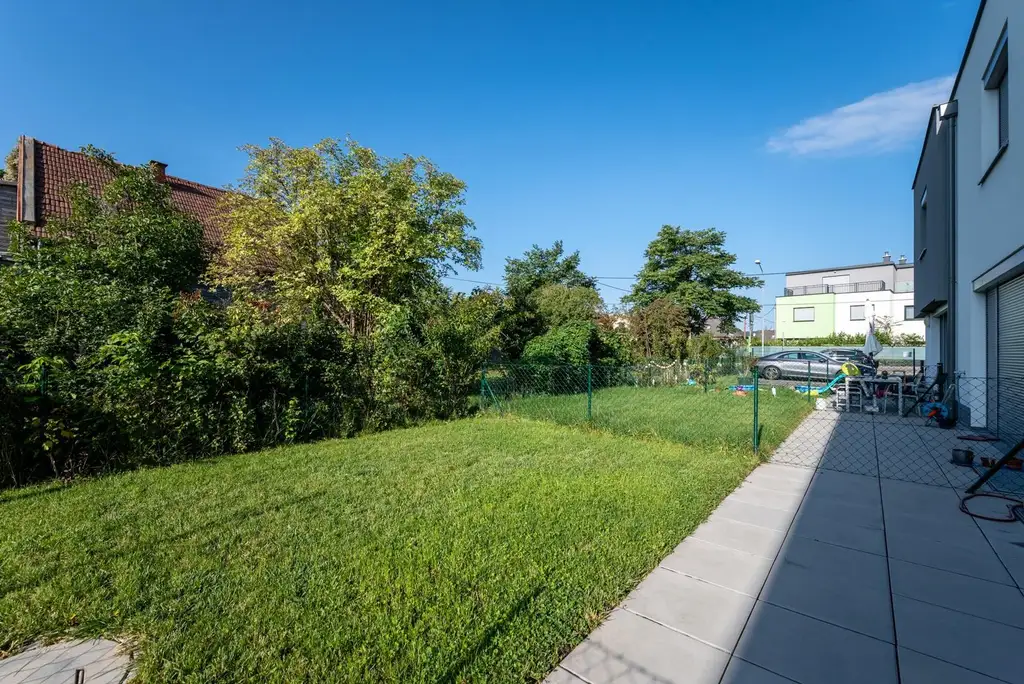 "Tolle Lage, Tolles Haus - LOBAU inkl. Autoabstellplatz"