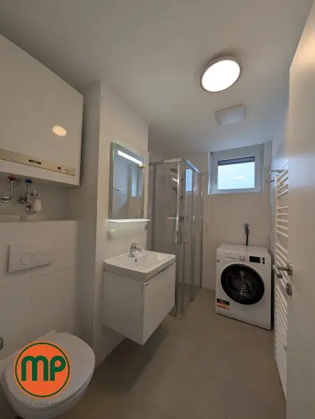 TERRASSE & ERSTBEZUG: Moderne 2-Zimmer-Wohnung