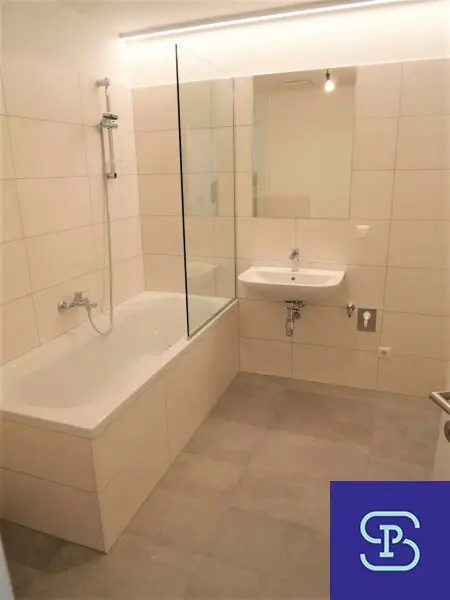Provisionsfrei: Klimatisierte 35m² DG-Wohnung + 9m² Terrasse mit Einbauküche - 1100 Wien