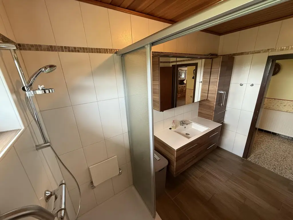 Gepflegter Bungalow unweit von Leiben - Garten inklusive!