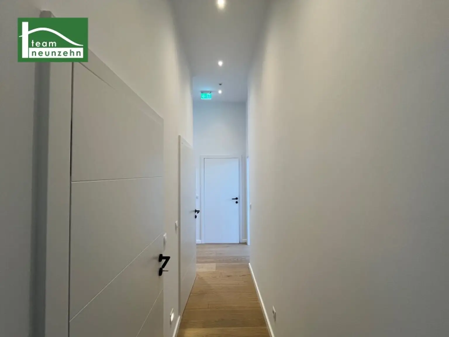 Bereits fertig gestellt! Lässige Büroeinheit im Hofhaus in direkter Nähe zu U1 Kagran, Kagraner Platz, Donauzentrum und Alte Donau! - JETZT ZUSCHLAGEN