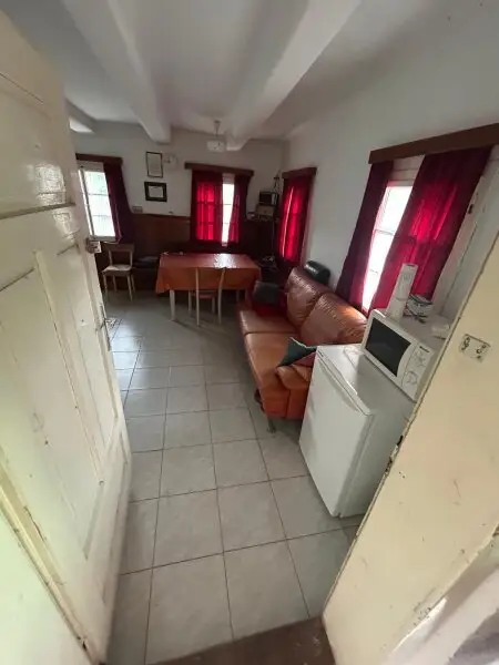 Charmantes Bauernhaus in Himmelberg WFL 100m², Baugrund 563 m² renovierungsbedürftig, € 129.000
