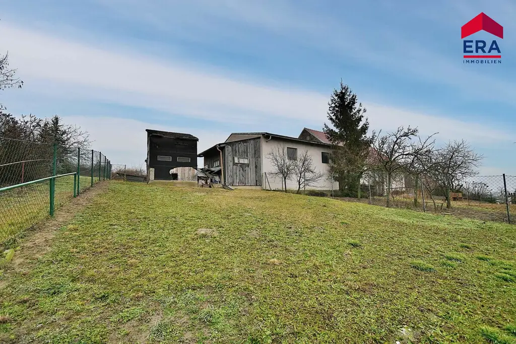 Absolut gut gelegener uneinsehbarer Bauernhof!