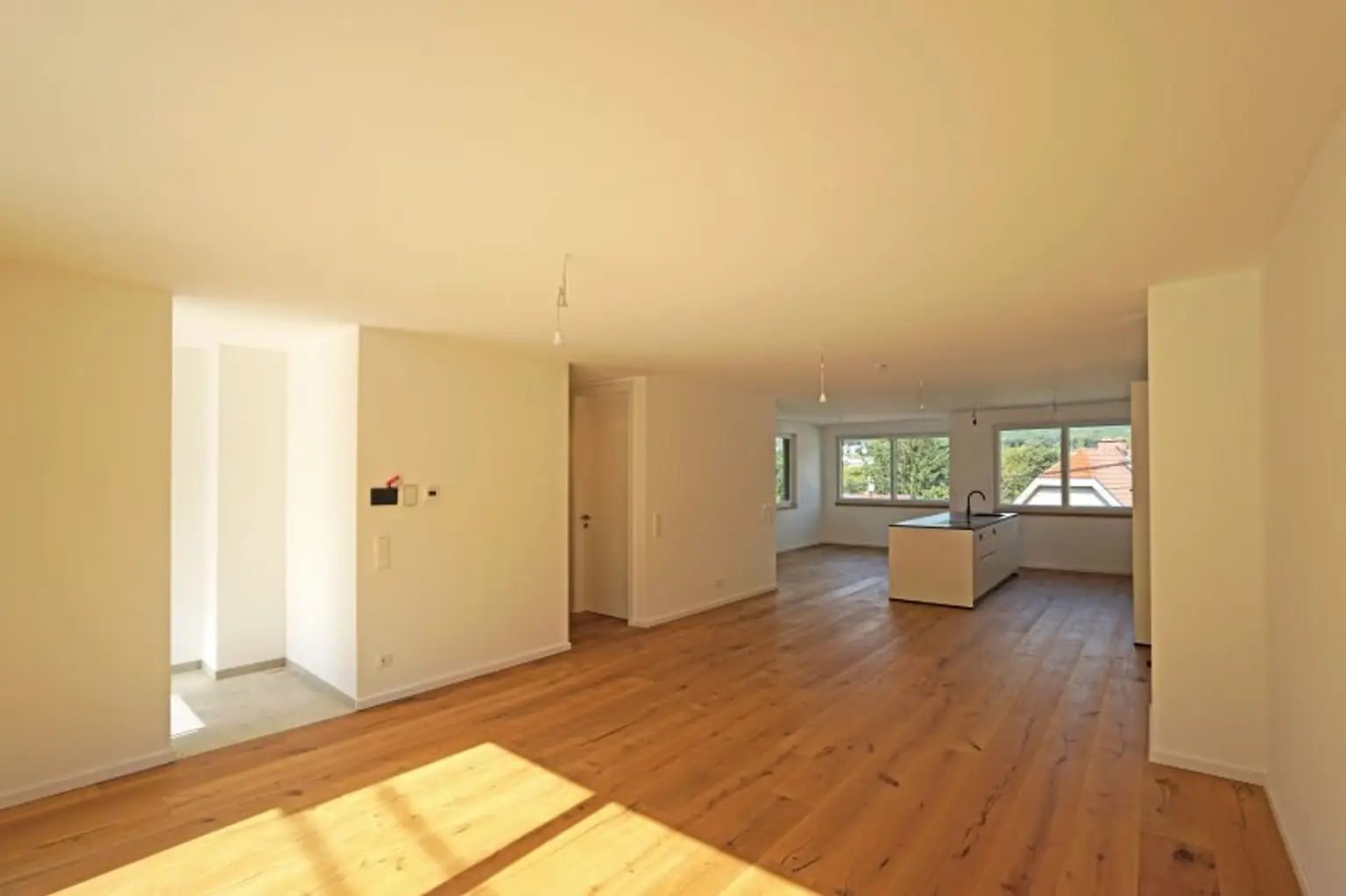 Satzberg: Exklusive Maisonettewohnung mit Stellplatz, kleinem Garten und Traum-Terrasse - ERSTBEZUG