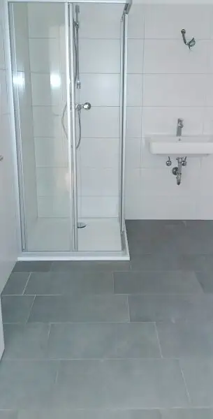 NEUBAU - ERSTBEZUG - Top 12 - Wunderschöne 2 Zimmerwohnungen mit großem Balkon und eigenem Tiefgaragenplatz