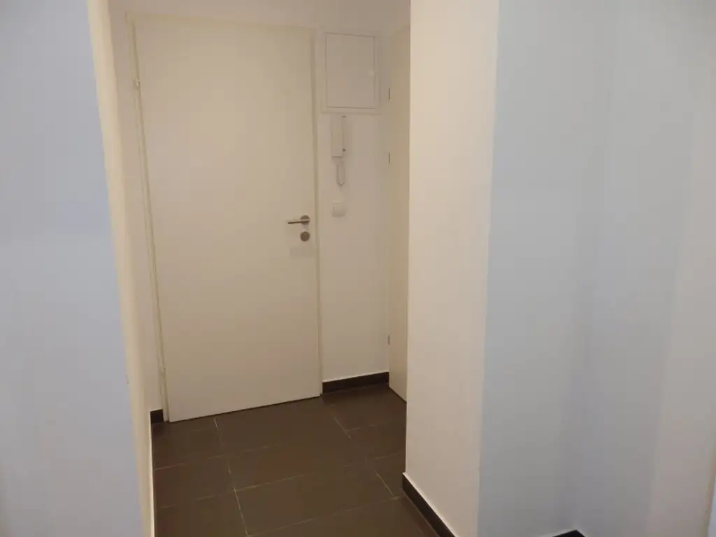 FEINE 2 Zimmer NB Wohnung, GENIALE AUFTEILUNG