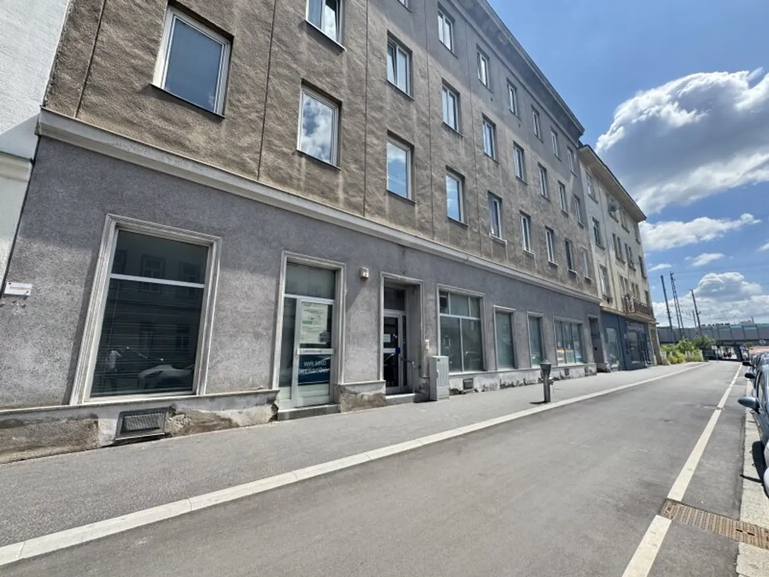 Exklusives Büro-/Praxisobjekt mit Potenzial in Wien-Floridsdorf
