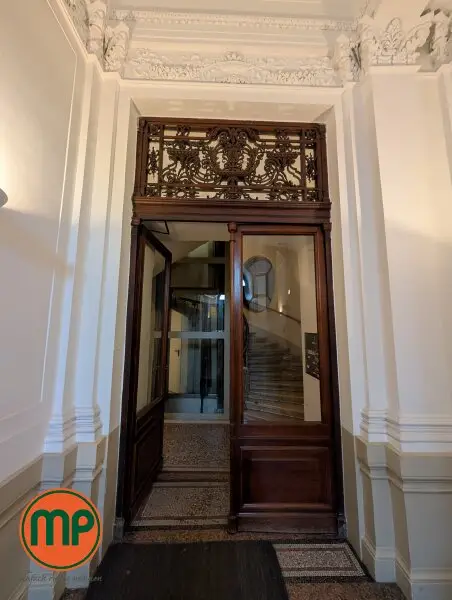 PER ASPERA AD ASTRA – Geschäftsräumlichkeit auf höchstem Niveau