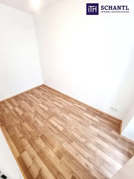 Kleinformat mit Wow-Effekt - Blick ins Grüne, U-Bahn ums Eck! Entzückende Kleinwohnung im ruhigen Hoftrakt! 2 toll aufgeteilte Zimmer + Angenehme Ruhelage in 1030 Wien + Schönes Altbauhaus!