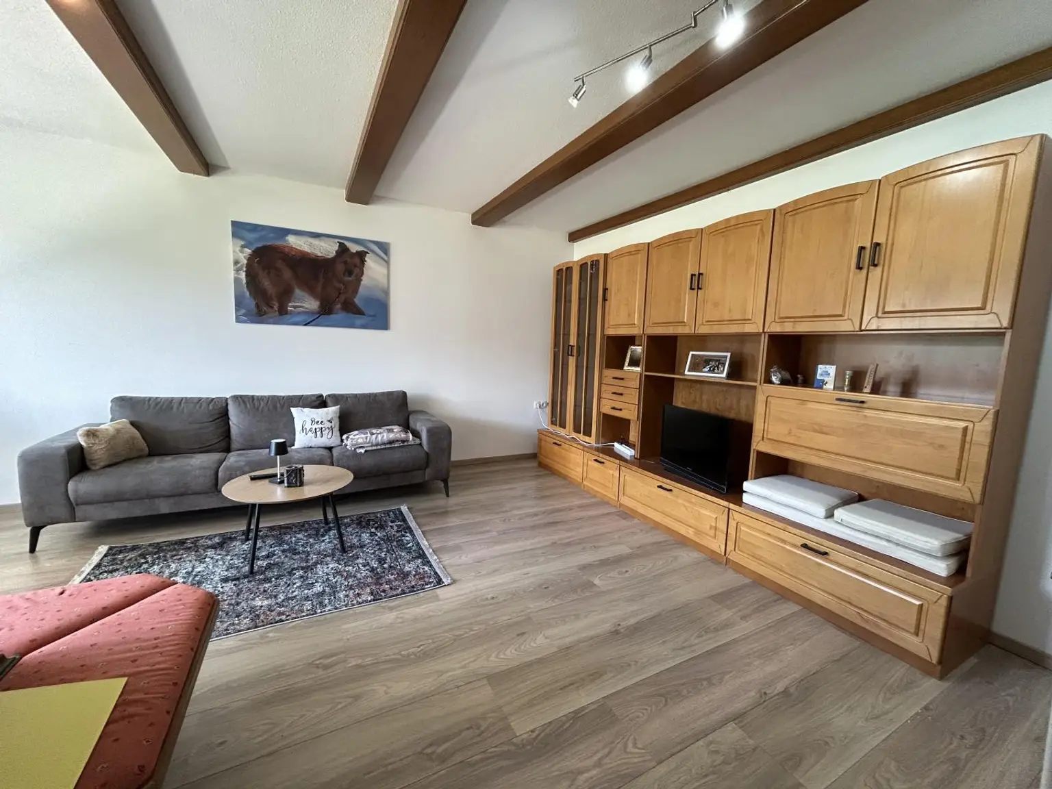 Wohnzimmer mit Kamin (2)