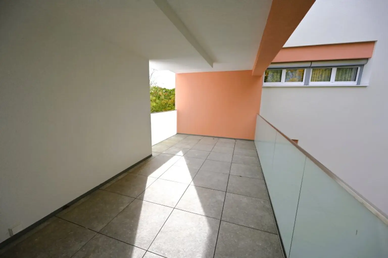 Familienfreundliche Wohnung mit Balkon, Terrasse und Grünblick in Hörsching