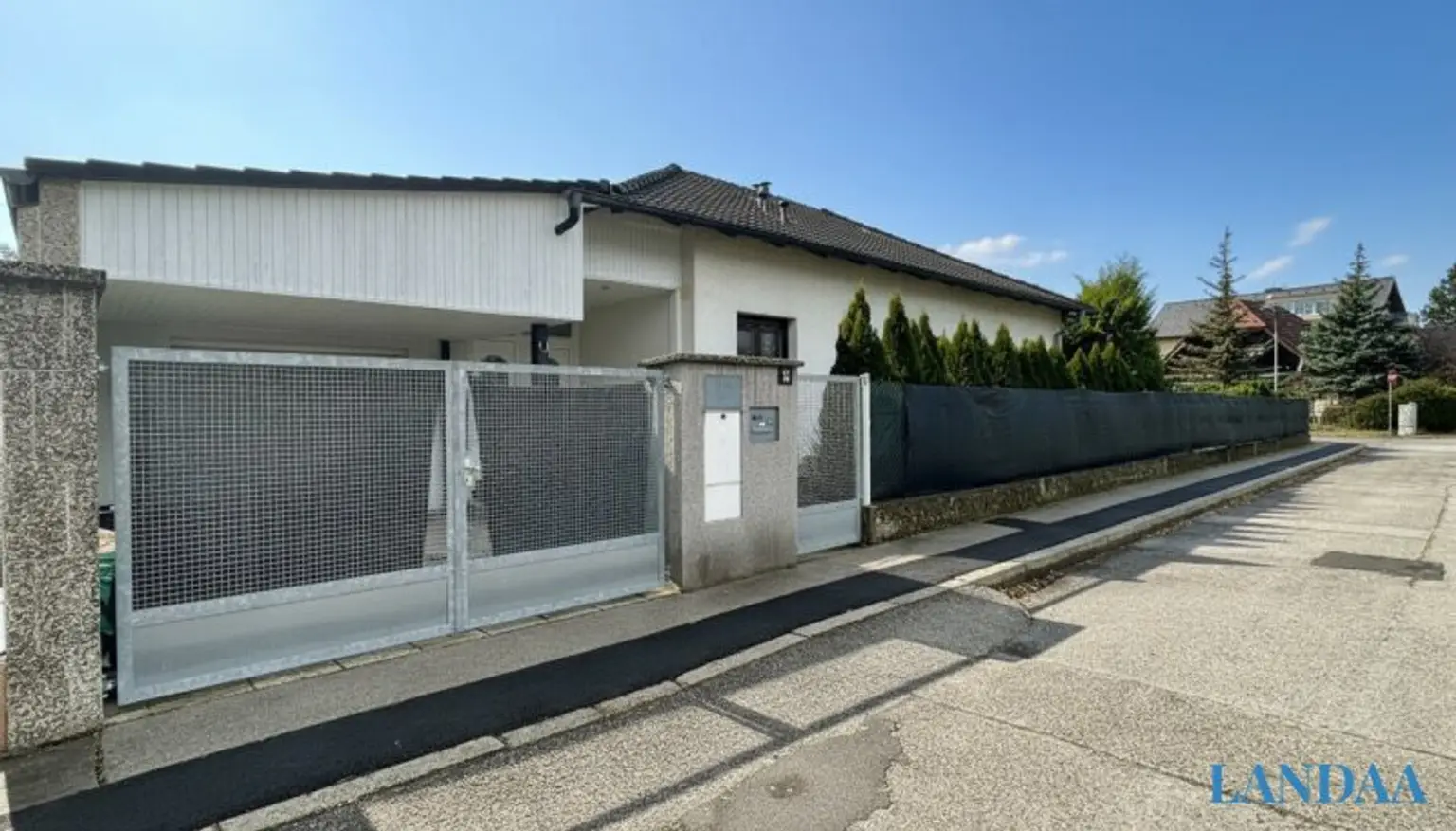 ++NEU++ Gepflegtes Einfamilienhaus mit großem Garten in Wien-Liesing