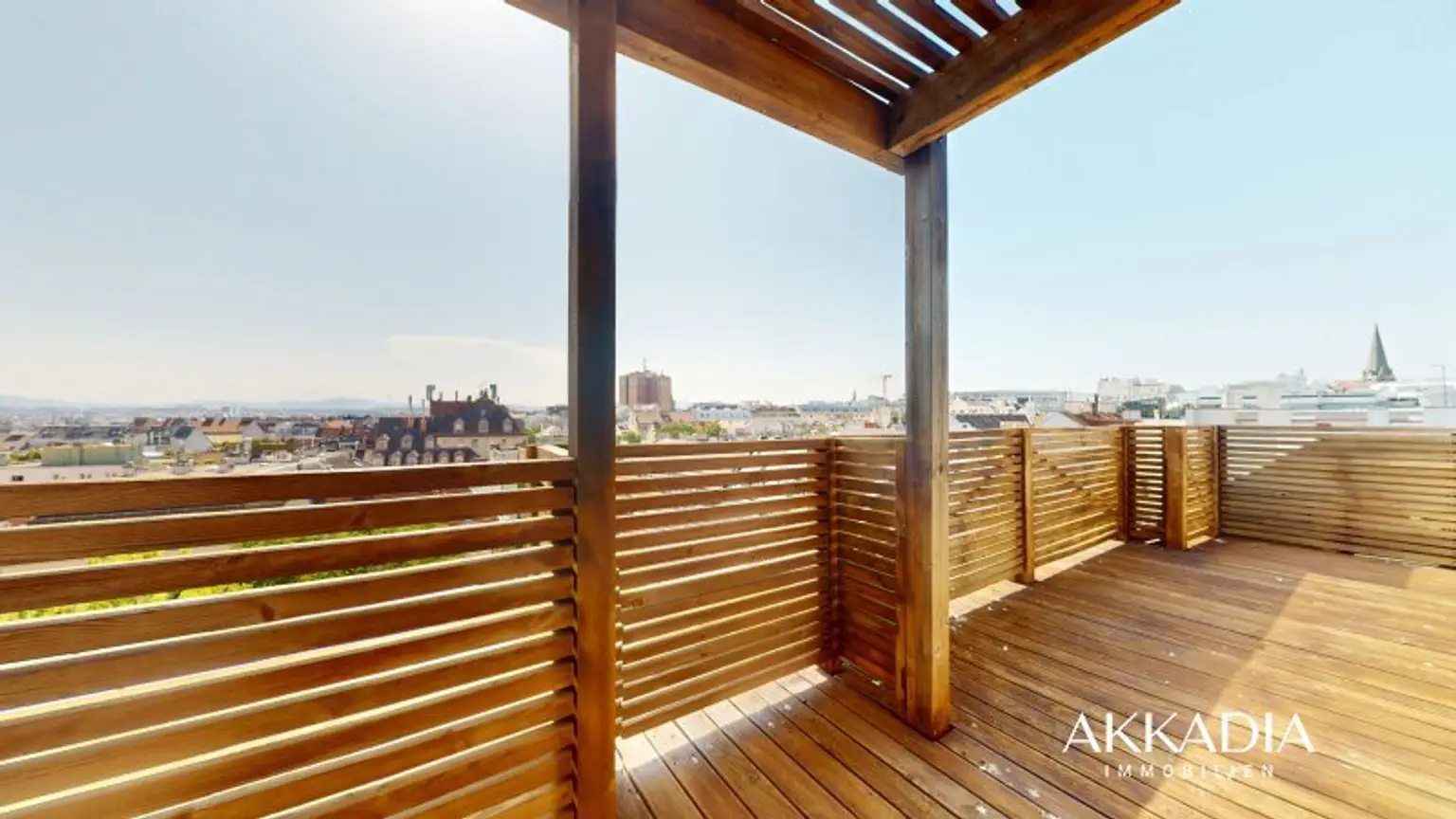 Lichtdurchflutete Dachgeschoßwohnung mit atemberaubenden Ausblick