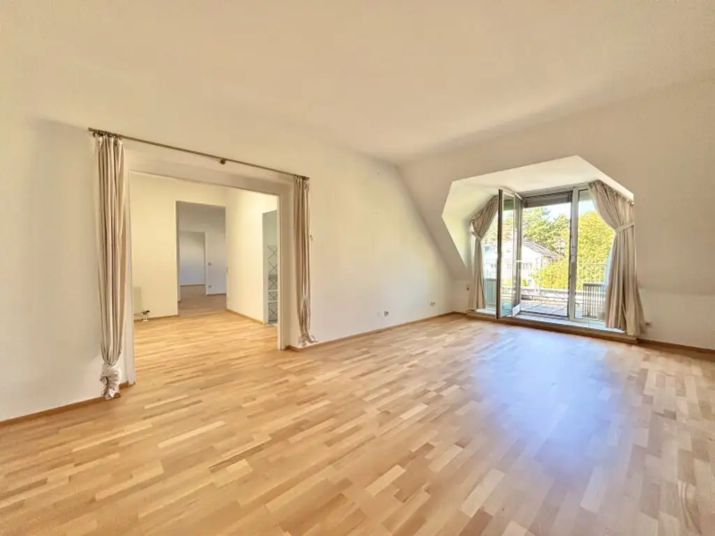 Nähe Sonnbergmarkt/Obkirchergasse | Balkon mit Fernblick ins Sieveringer-Viertel | inkl. Tiefgaragenstellplatz