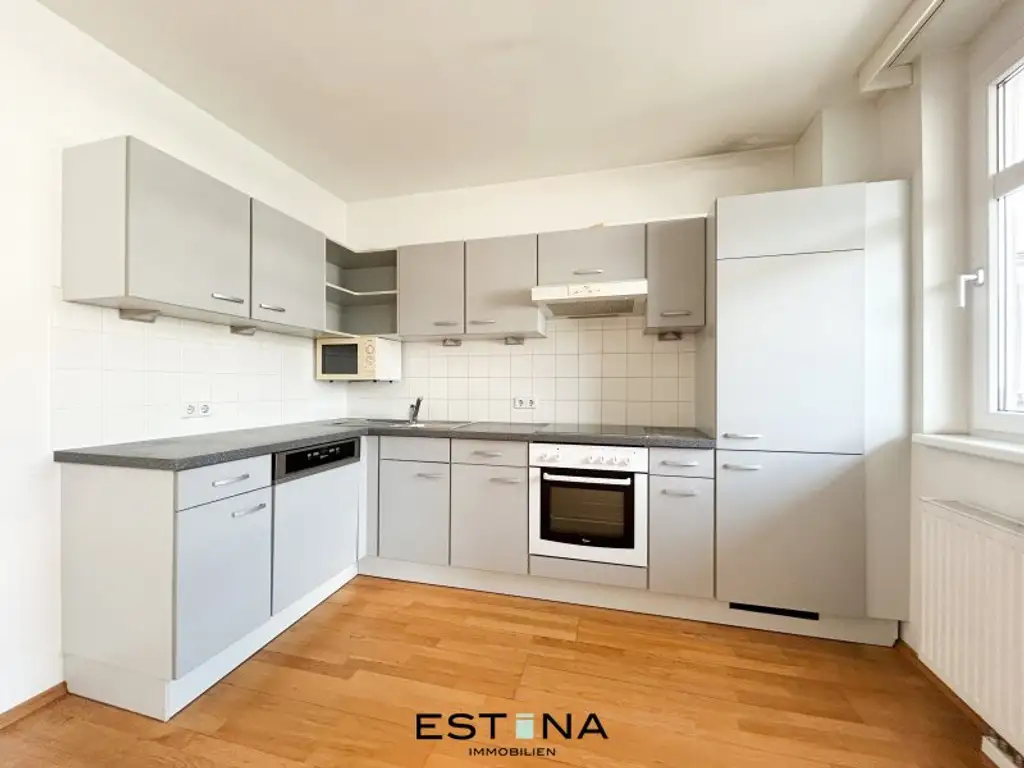 Stilvolle Wohnung mit Balkon in bester Lage - U6 Alser Straße