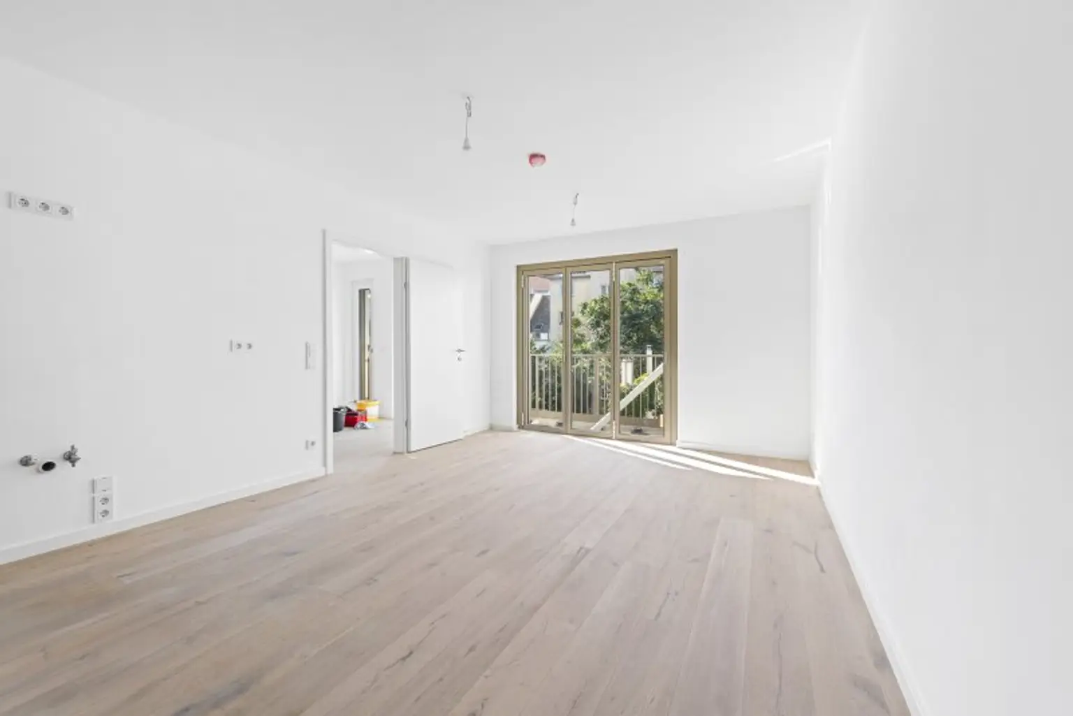 ERSTBEZUG - ENTZÜCKENDE 2-ZIMMER-WOHNUNG MIT SÜD-WEST BALKON