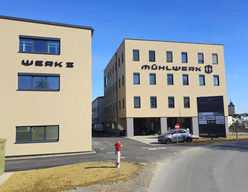 Neubau- Büro mit 59m² -Teeküche, Klimaanlage und 3,5 kWp Photovoltaik im Mietpreis inkludiert, Hallenflächen auch vorhanden, 2 Minuten von der Autobahnabf. Gleisdorf entfernt