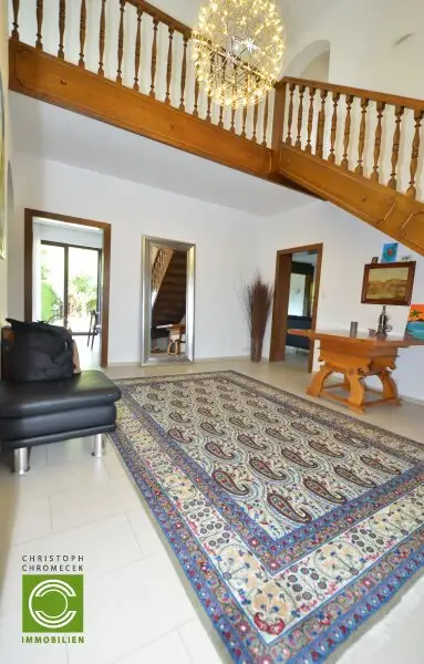CHRISTOPH CHROMECEK IMMOBILIEN - PERCHTOLDSDORF - Gepflegtes und geräumiges Einfamilienhaus mit vielen Extras!