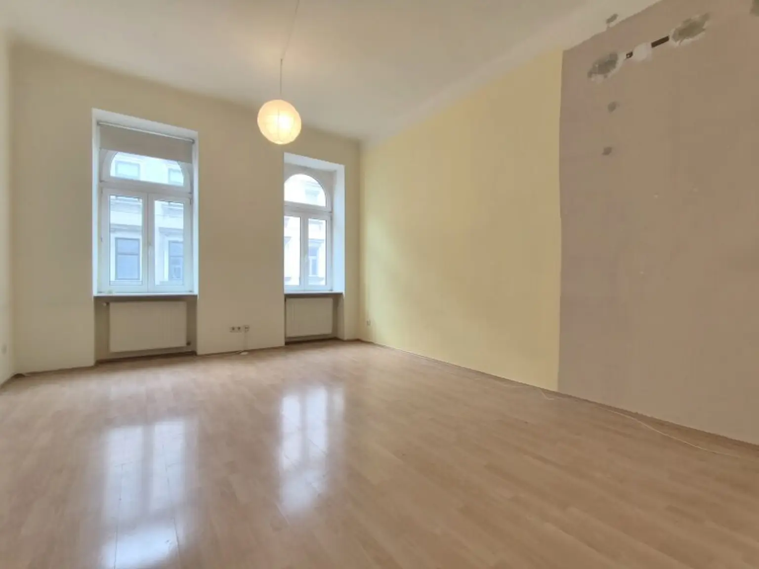Sanierungsbedürftige Altbauwohnung mit Charme – Ihre Chance zur Selbstverwirklichung - Nahe U4 Friedensbrücke & Augarten