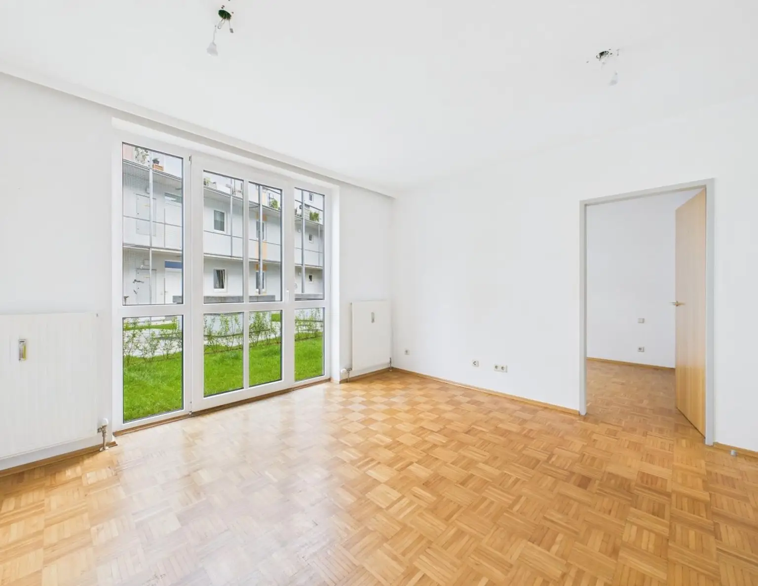LINZ / URFAHR (PLESCHING): Perfekt aufgeteilte WOHNUNG mit ca. 44,4 m² Wohnfläche + Eigengarten ca. 28,7 m²