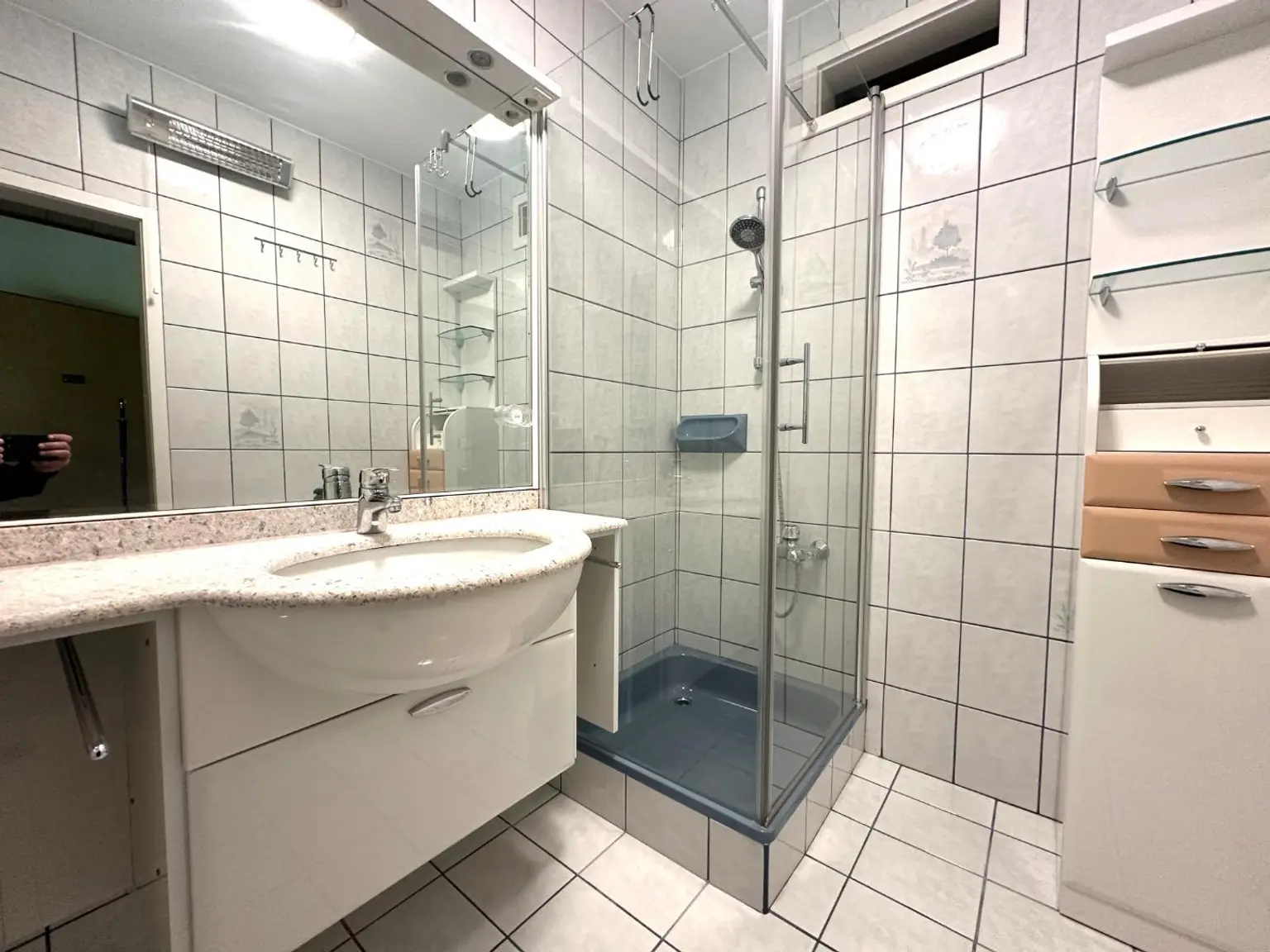 ***Idyllisches Ein- bis Zweifamilienhaus – Natur pur und sofort beziehbar !***