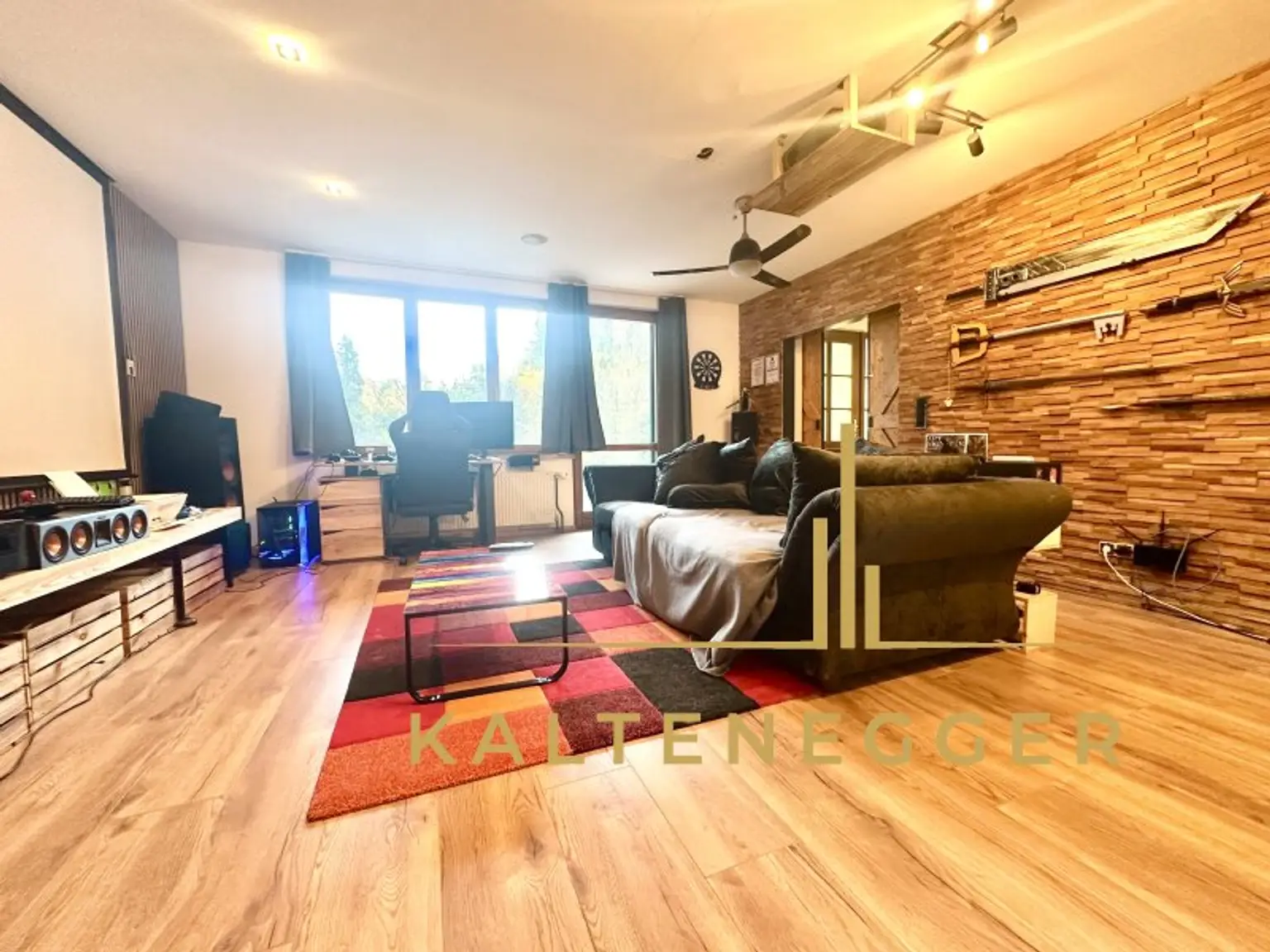 Traumhaftes Mehrfamilienhaus in Edlitz: 5 Zimmer und Pool