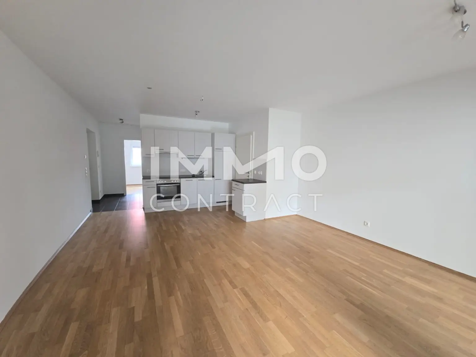 Zwei Zimmer Wohnung mit großem Balkon und EIGENGARTEN in ruhiger Innenhoflage, Dornschneidergasse 31 - Top 1