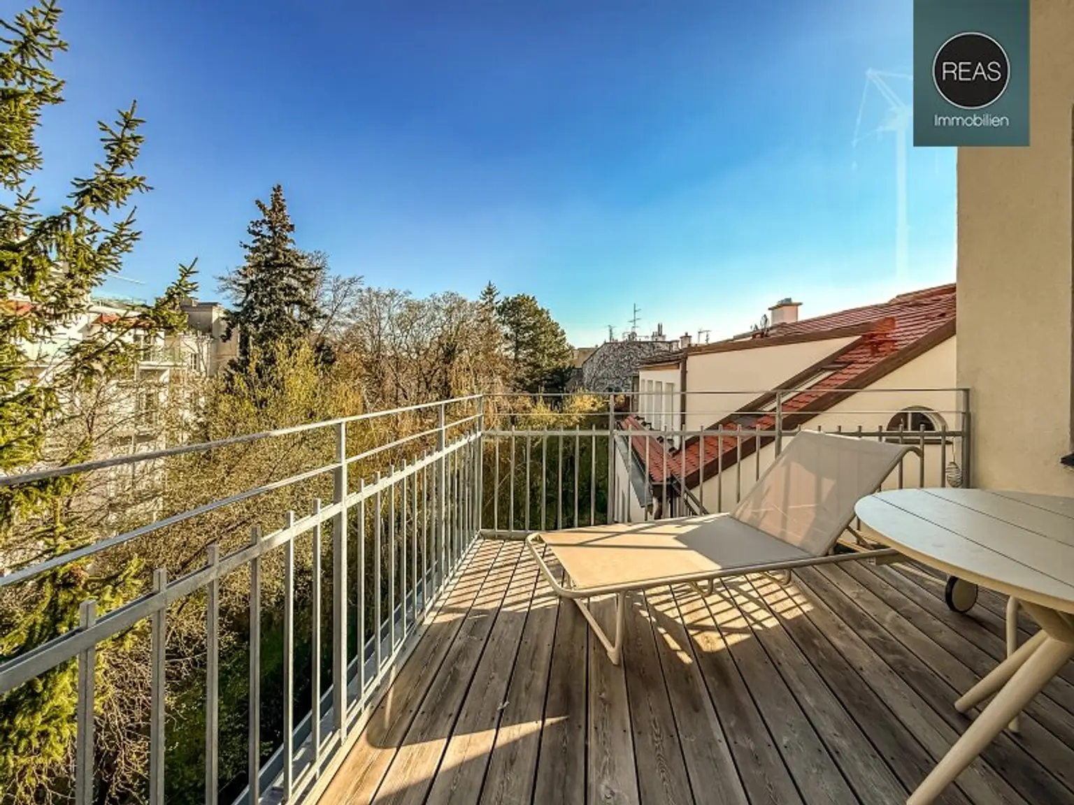 Provisionsfrei: Vollausgestattetes Apartment mit Möblierung und Balkon in Sieveringer Bestlage! Klimatisiert!