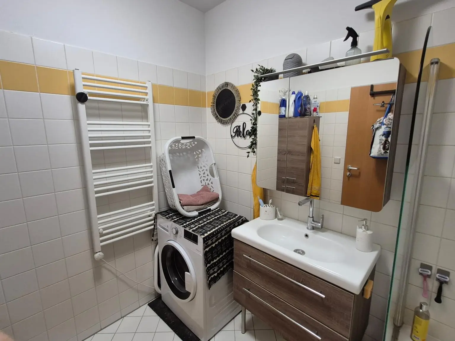 SCHÖNE MAISONETTEWOHNUNG IM ZENTRUM VON NEULENGBACH