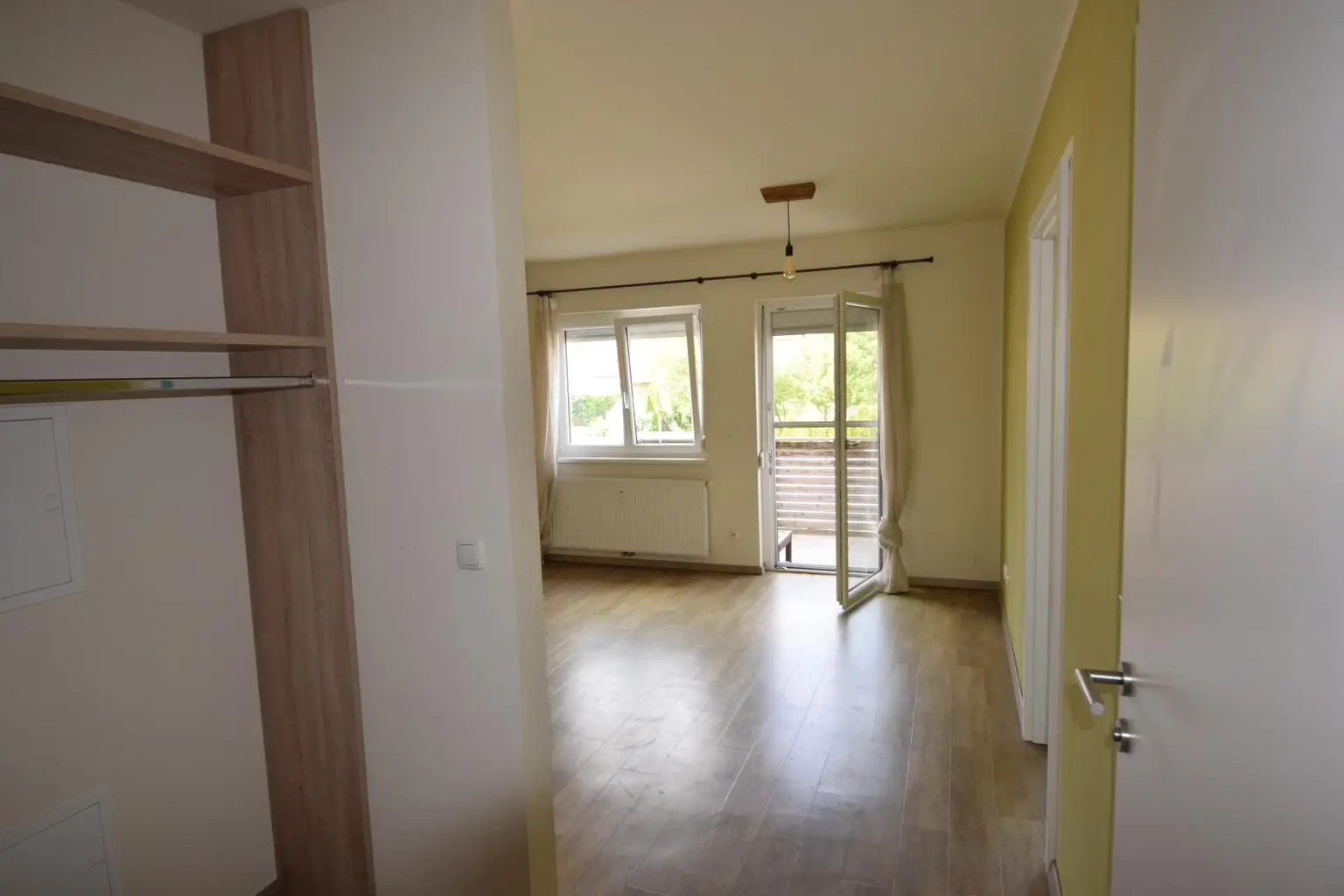 Eingang Wohnzimmer