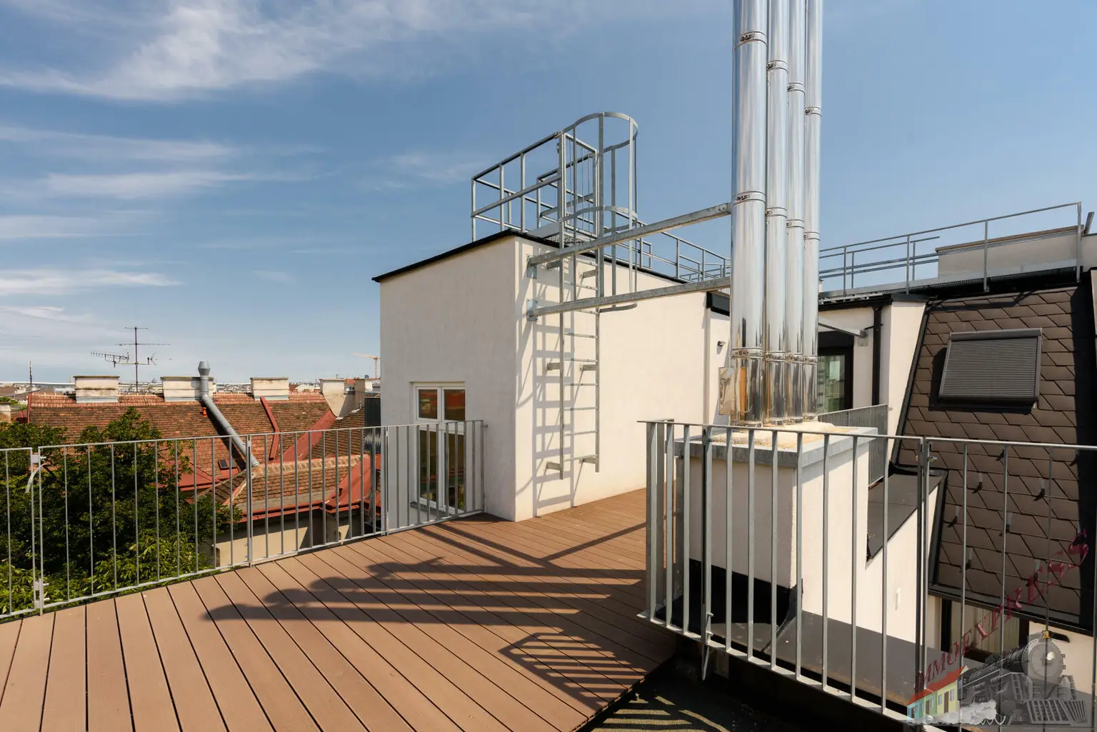 Erstbezug, Sonnendurchflutete 2-Zimmer Wohnung im Dachgeschoss + 33 m² Südwest-Dachterrasse!!