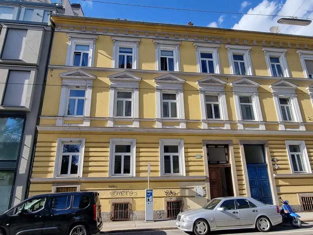 PROVISIONSFREI FÜR KÄUFER! 3-Zimmer-Altbauwohnung in St.Leonhard nahe den Ursulinen!