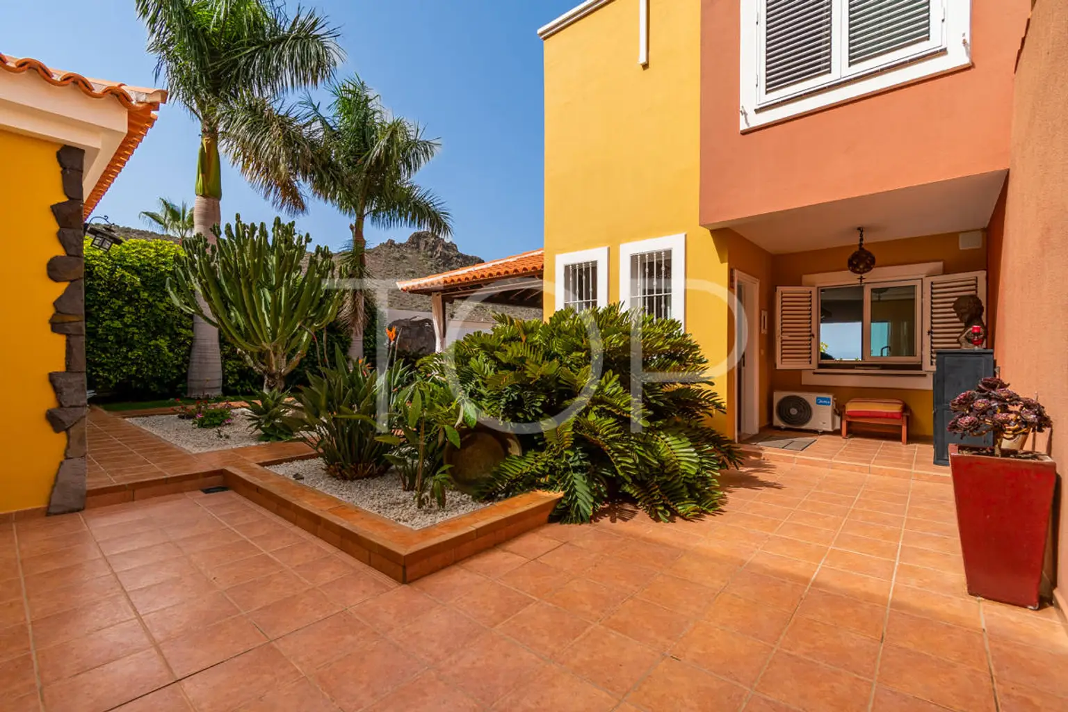 Townhouse-Roque-del-Conde-xxx-Tenerife-3