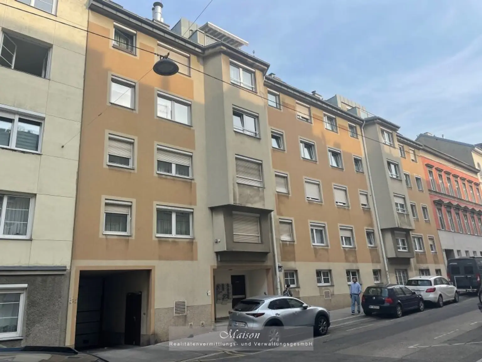 HOFGRÜNRUHELAGE - TRAUMHAFTE 2-ZIMMER-WOHNUNG IN TOPZUSTAND!