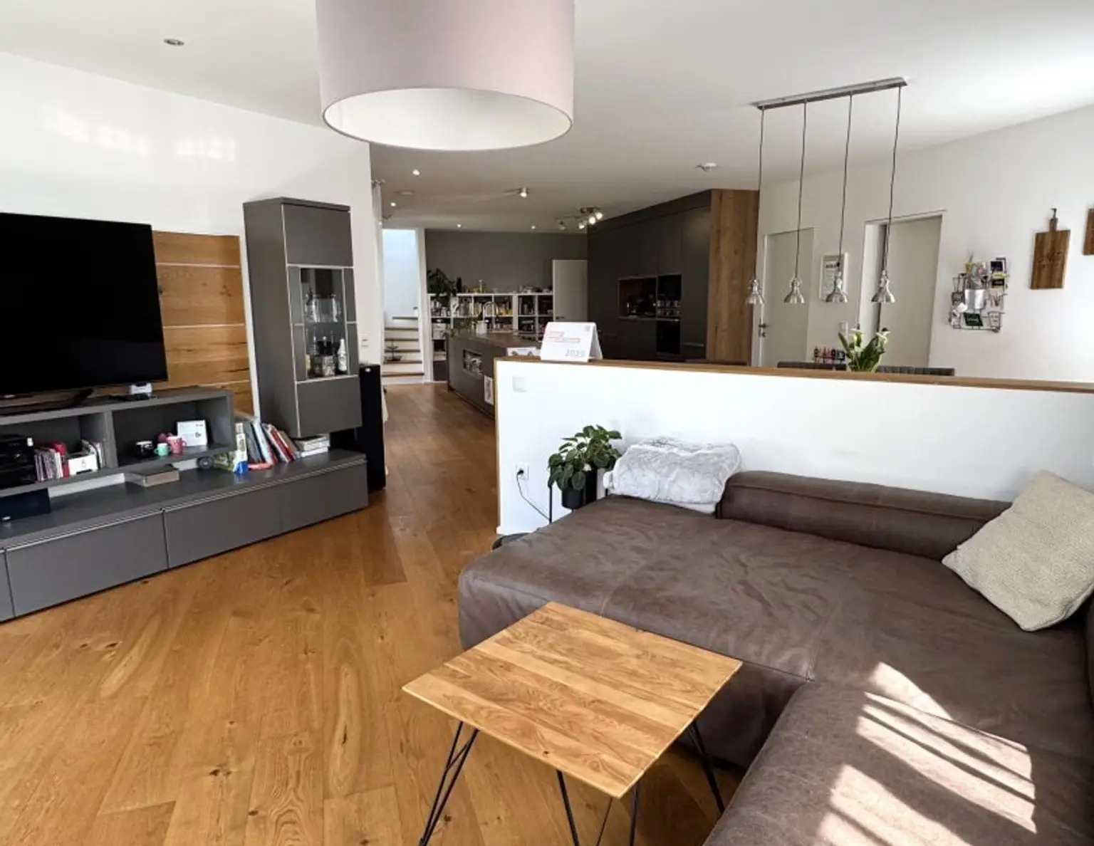 Exklusives Einfamilienhaus in Baumeisterqualität - Lichtdurchflutet, durchdacht & außergewöhnlich