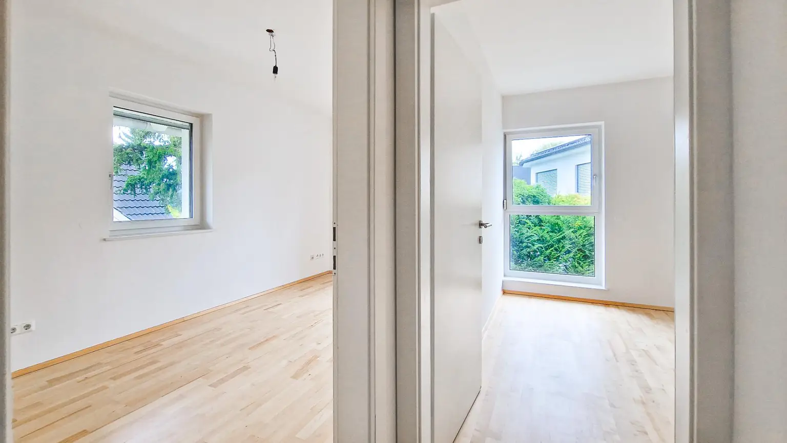 Niedrigenergie-Doppelhaushälfte in Mauer. 5 Zimmer, Terrasse, Garten und Autostellplatz