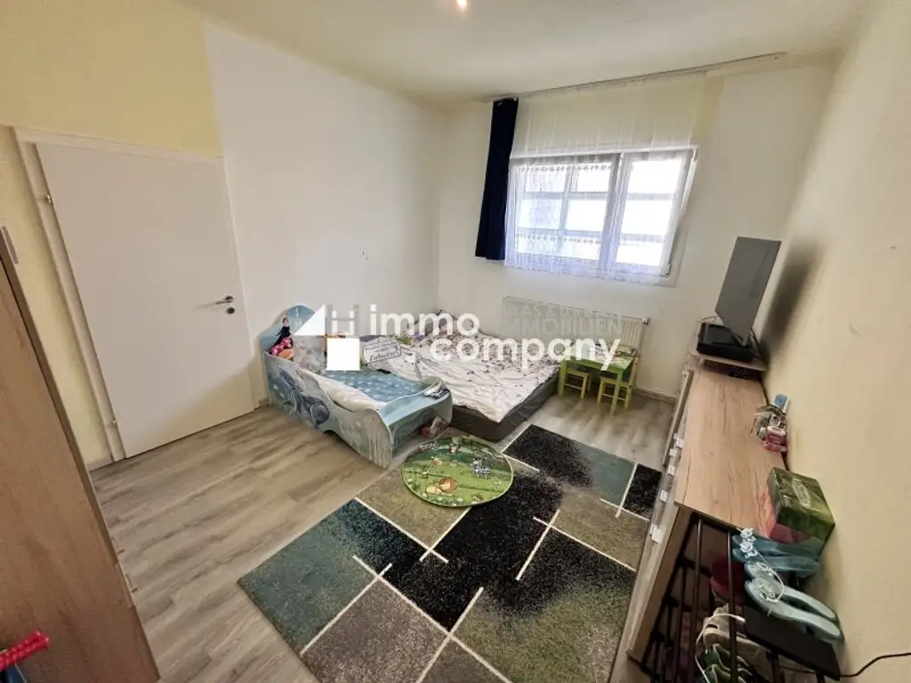 Einfamilienhaus in Schönkirchen-Reyersdorf: 5 Zimmer, Garten, Baugrund – Ihr neues Zuhause!