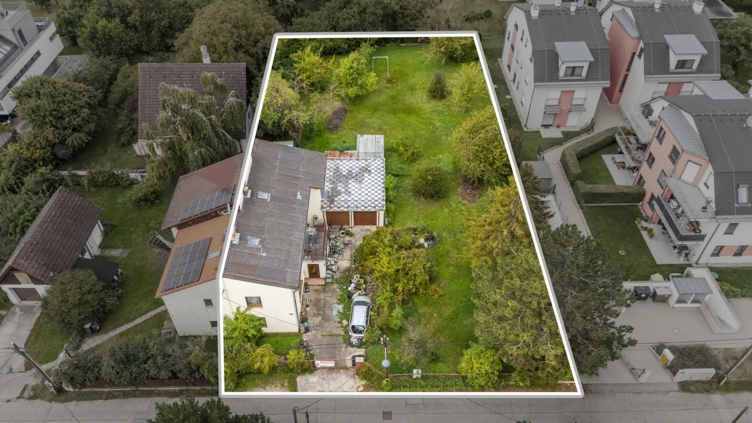 “Exklusives Baugrundstück auf Eigengrund – Ihr Traumprojekt in Bestlage“