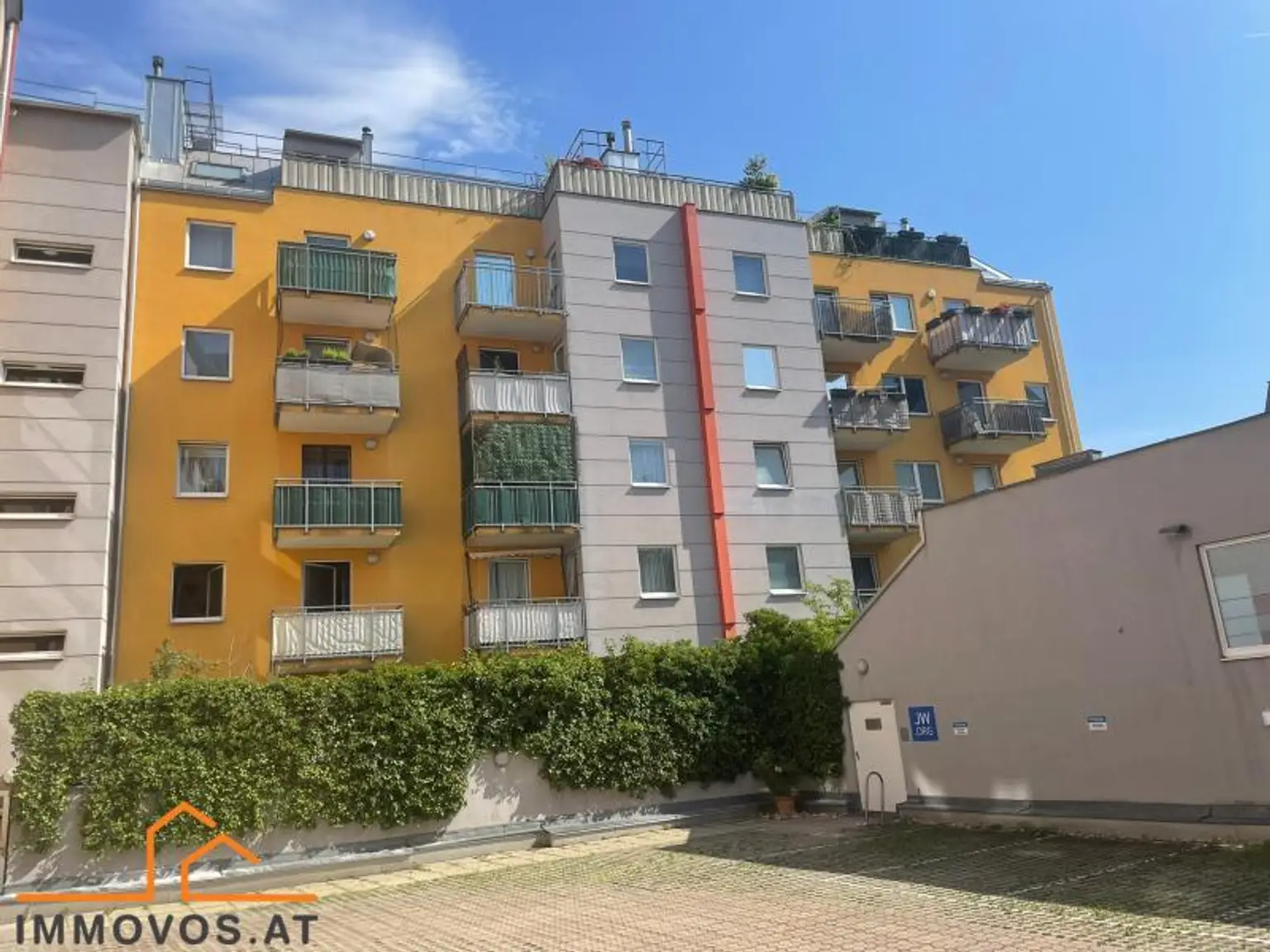 ***ANGENEHME NEUBAUWOHNUNG - SUPER LAGE**