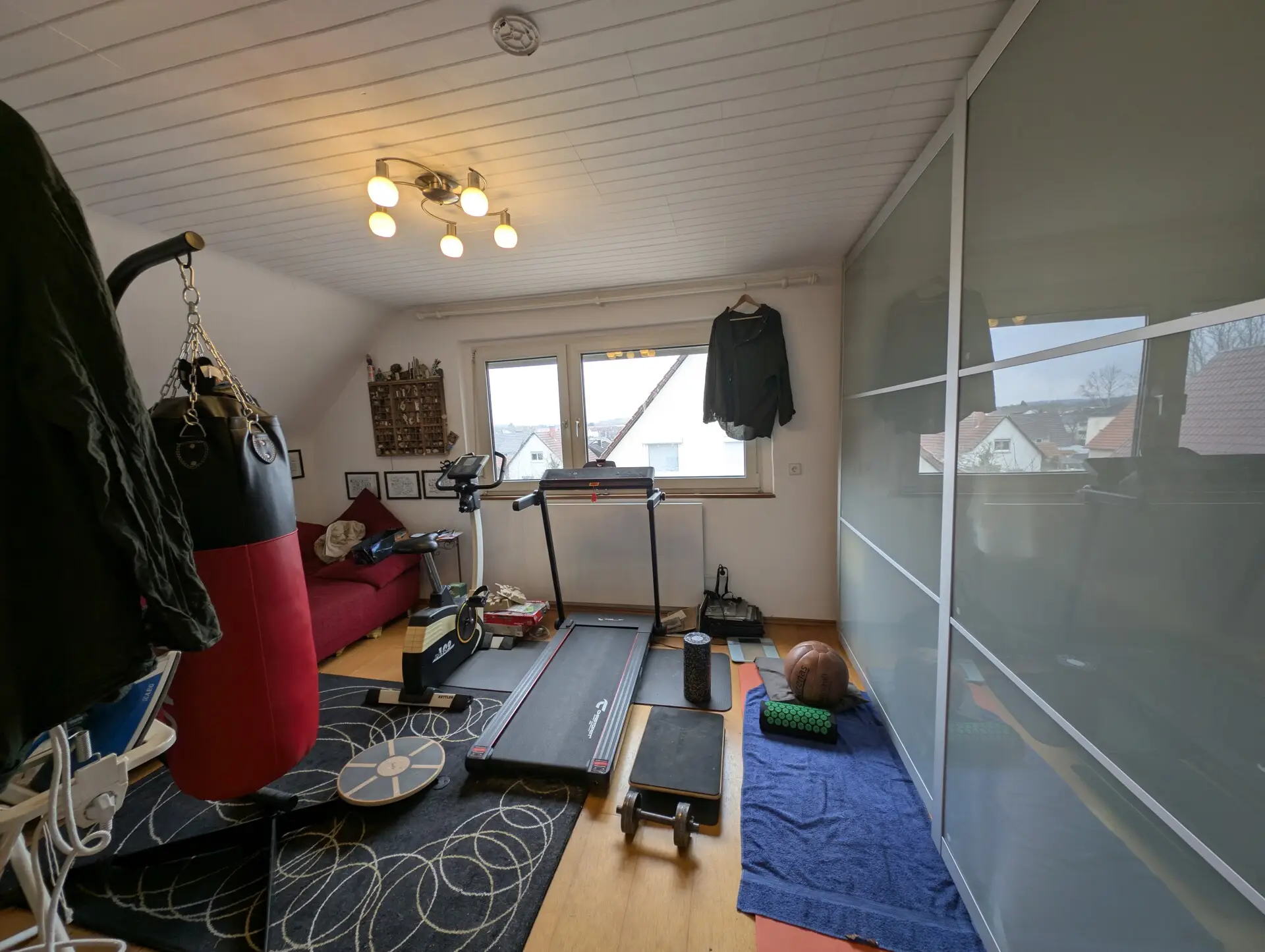 Altbau OG Schlafzimmer 2