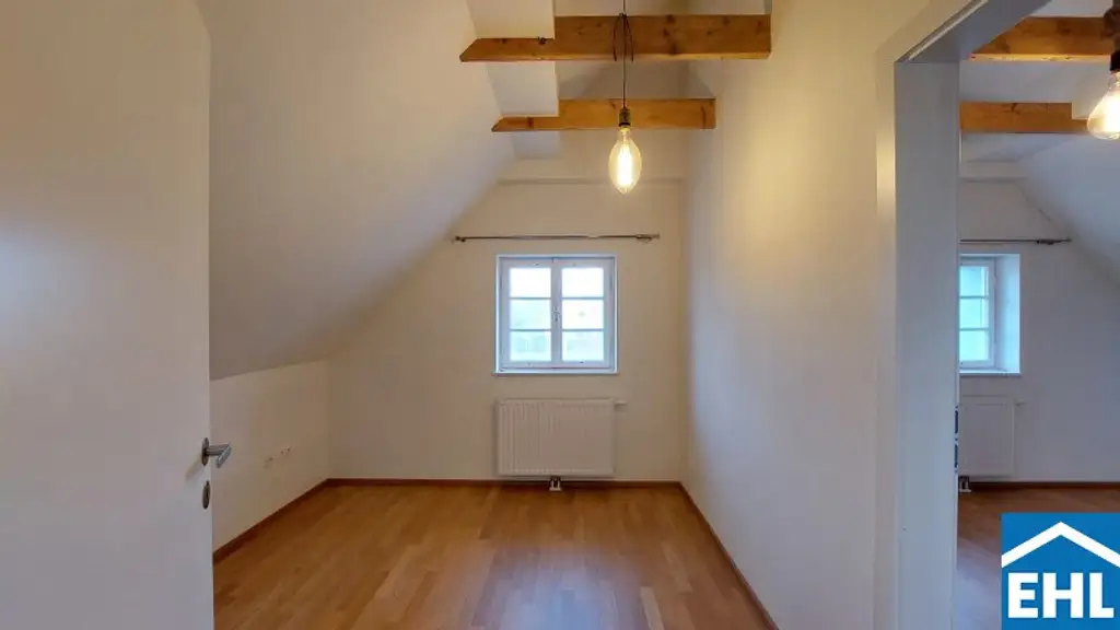 Familientraum - Doppelhaushälfte mit großem Garten am Rosenhügel!