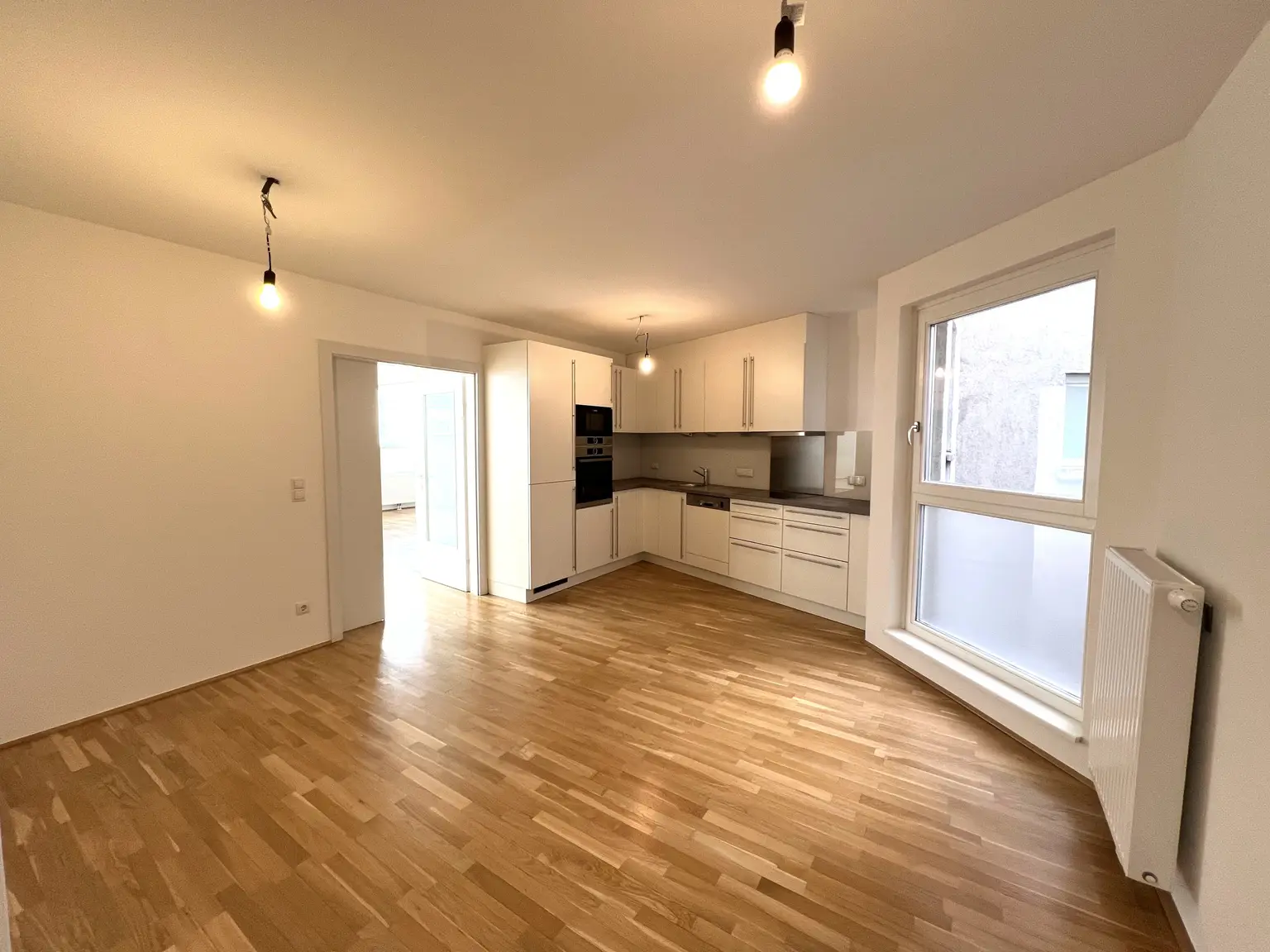 Top-Lage beim Stephansplatz: Moderne, klimatisierte Dachgeschoßwohnung im stilvollen Haus