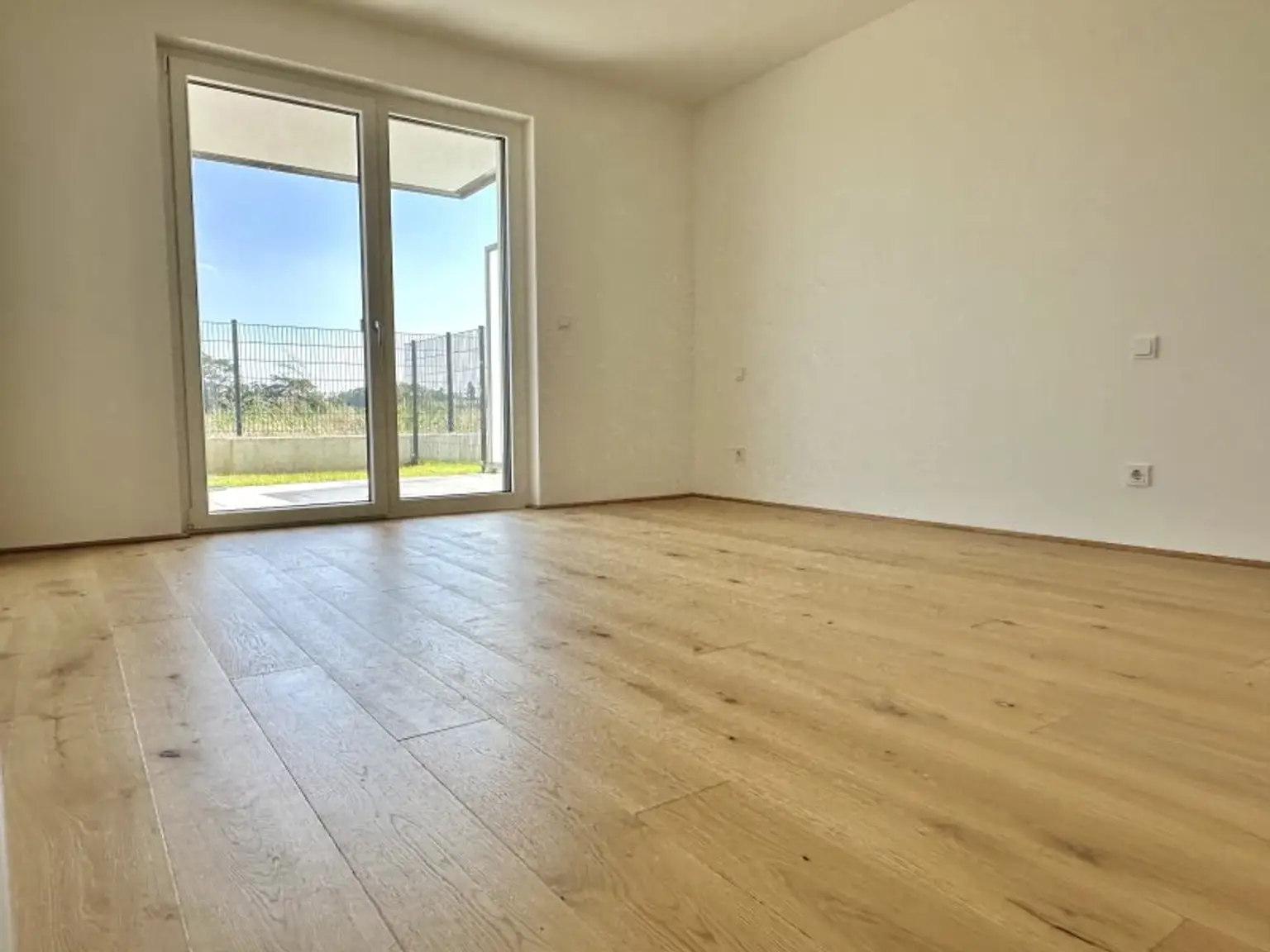 Gartenwohnung Nähe Mühlwasser! 4 Zimmer möglich! In 9 Minuten öffentlich zur U2 Aspernstraße! Provisionsfrei für den Käufer!