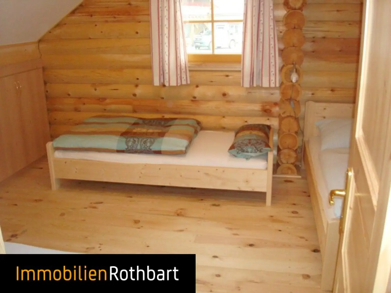 Neuwertiger Bauernhof in sonniger Lage