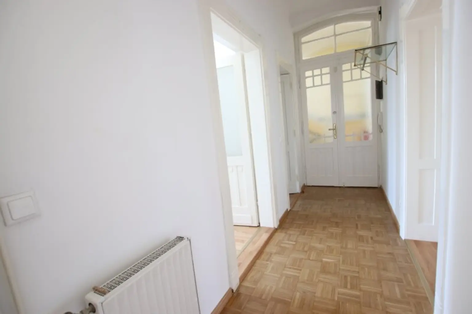 Tolle, sanierte 101m² - 4 Zimmer Altbauwohnung in der Mariannengasse - City
